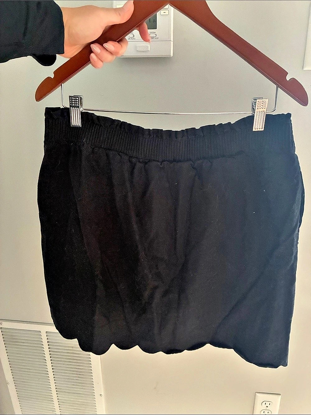 J.Crew Scalloped Skirt in Black Size 14